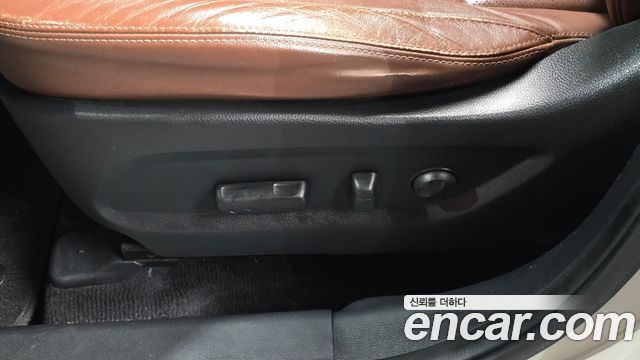 Hyundai Santa Fe (DM) Diesel(e-VGT) 2.0 2WD Exclusive 2013 — фото 38