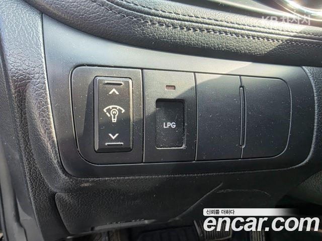 Kia K5 LPI Prestige 2011 — фото 15