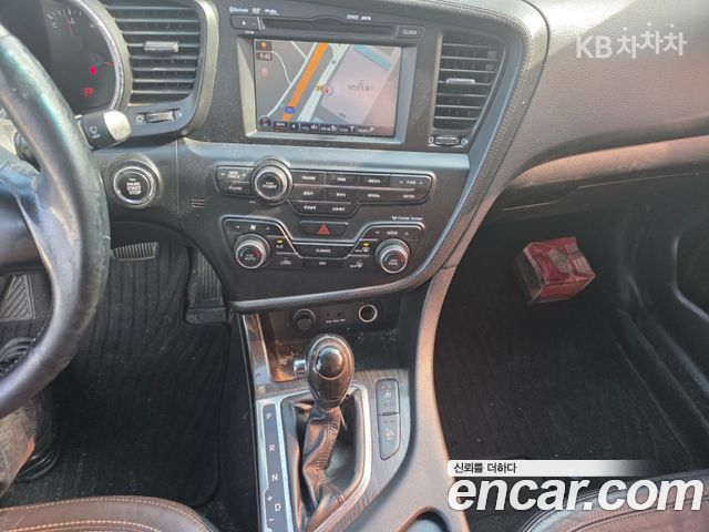 Kia K5 LPI Prestige 2011 — фото 19
