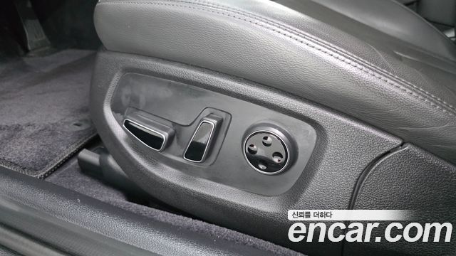 Genesis G80 3.3 GDI AWD Luxury 2019 — фото 31