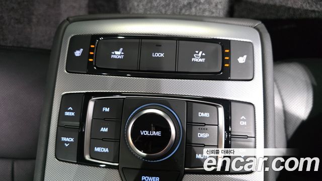 Genesis G80 3.3 GDI AWD Luxury 2019 — фото 33