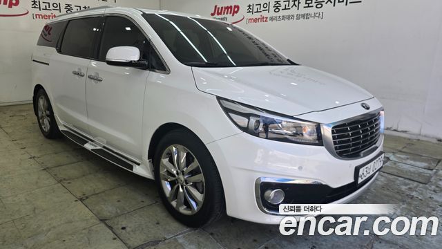 Kia Carnival 9-seater Prestige 2016 — фото 3
