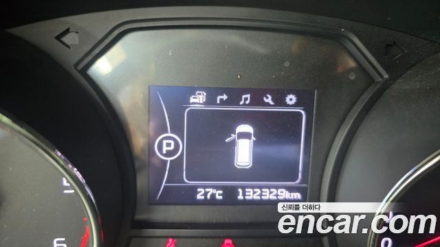 Kia Carnival 9-seater Prestige 2016 — фото 8