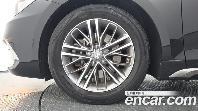 Hyundai Grandeur (IG) 2.4 Premium 2018 — фото 5