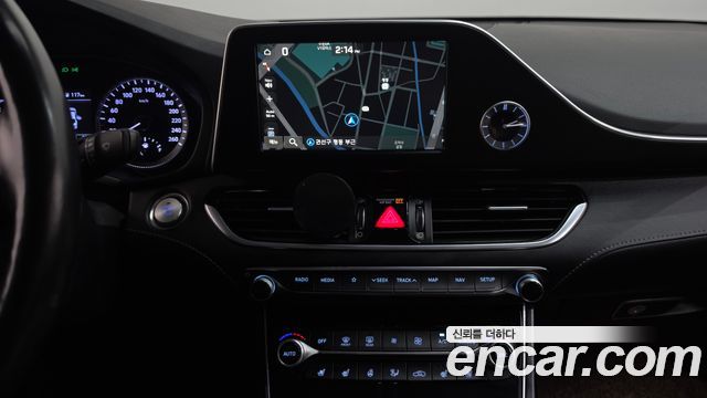 Hyundai Grandeur (IG) 2.4 Premium 2018 — фото 14