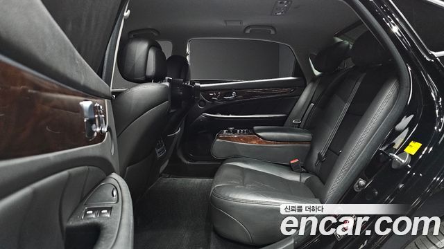 Hyundai Equus (New) VS380 Exclusive 2013 — фото 11