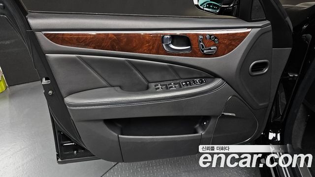 Hyundai Equus (New) VS380 Exclusive 2013 — фото 24