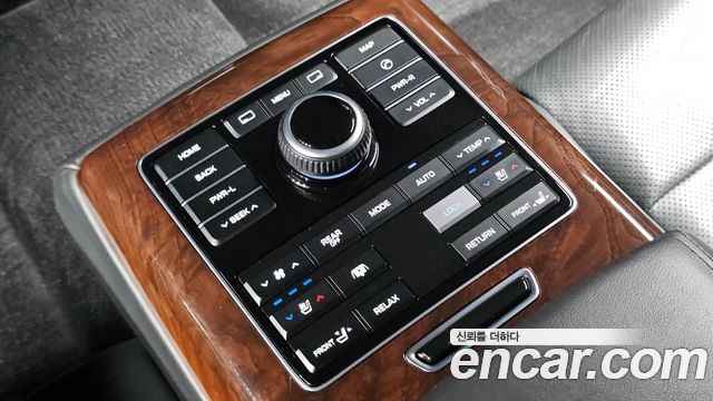 Hyundai Equus (New) VS380 Exclusive 2013 — фото 28