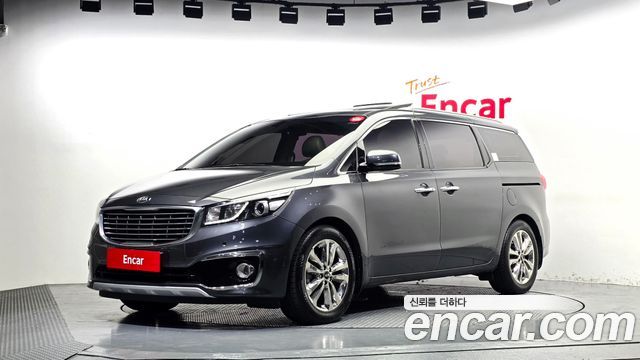 Kia Carnival 9-seater Noblesse 2015 — фото 1