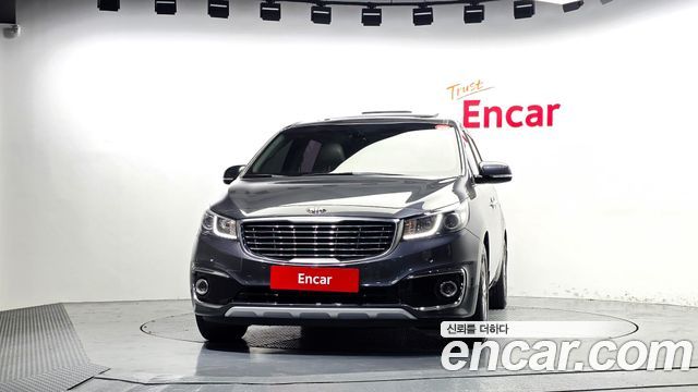 Kia Carnival 9-seater Noblesse 2015 — фото 3