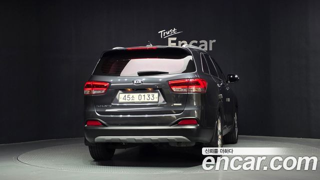 Kia Sorento Diesel 2.0 2WD Noblesse Special 2017 — фото 4