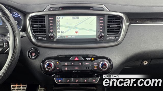 Kia Sorento Diesel 2.0 2WD Noblesse Special 2017 — фото 14