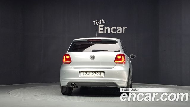 Volkswagen Polo 1.6 TDI R-Line 5th 2013 — фото 4