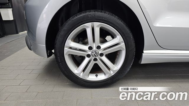 Volkswagen Polo 1.6 TDI R-Line 5th 2013 — фото 5