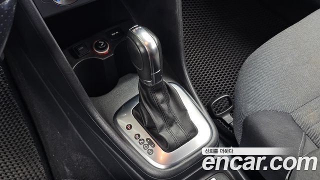 Volkswagen Polo 1.6 TDI R-Line 5th 2013 — фото 9
