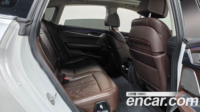 BMW 6 Series GT (G32) 640i xDrive Luxury 2018 — фото 12