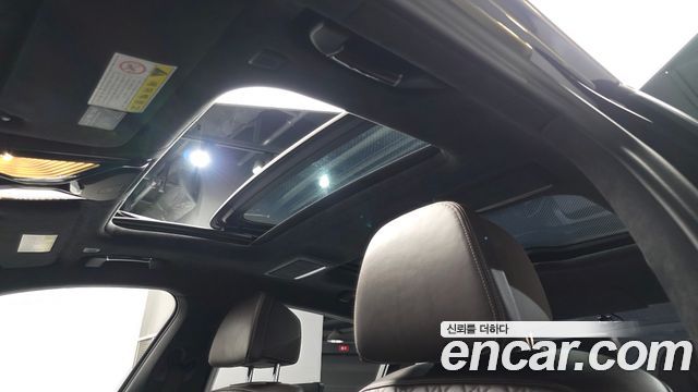 BMW 7 Series (G11) 740Li xDrive Design Pure Excellence 2020 — фото 16