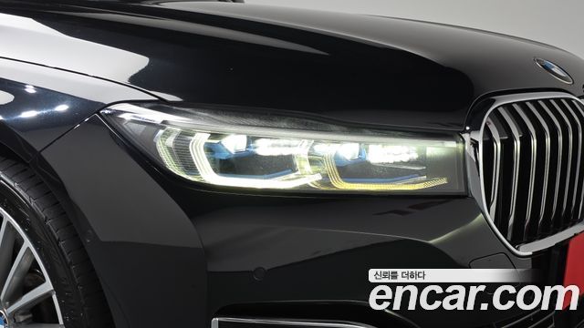 BMW 7 Series (G11) 740Li xDrive Design Pure Excellence 2020 — фото 22
