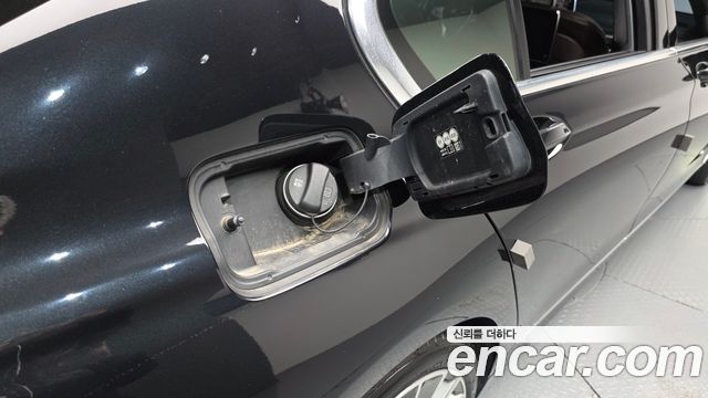 BMW 7 Series (G11) 740Li xDrive Design Pure Excellence 2020 — фото 27