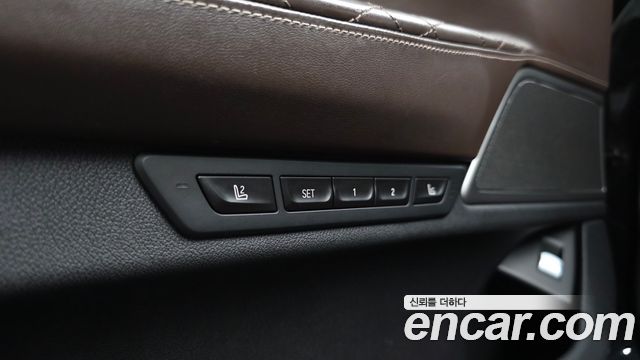 BMW 7 Series (G11) 740Li xDrive Design Pure Excellence 2020 — фото 29