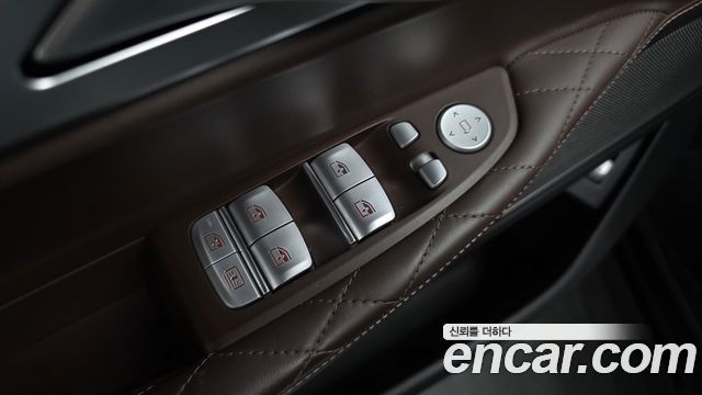 BMW 7 Series (G11) 740Li xDrive Design Pure Excellence 2020 — фото 35