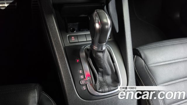 Volkswagen Scirocco 2.0 TDI R-Line 2012 — фото 9