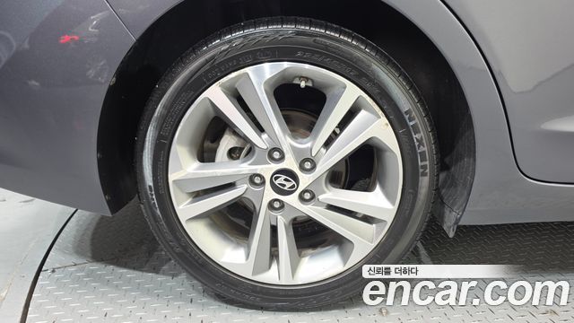 Hyundai Avante (AD) 1.6 GDI Value Plus 2018 — фото 5