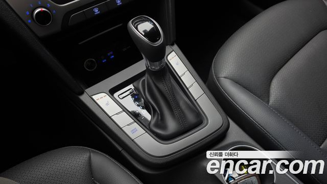 Hyundai Avante (AD) 1.6 GDI Value Plus 2018 — фото 9