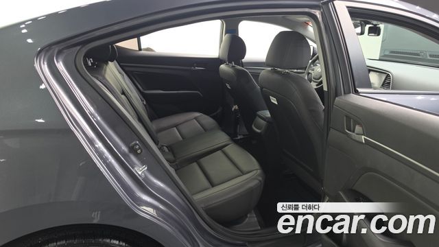 Hyundai Avante (AD) 1.6 GDI Value Plus 2018 — фото 12