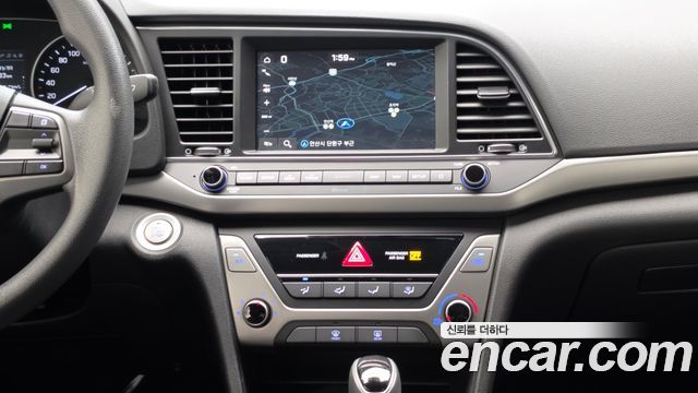 Hyundai Avante (AD) 1.6 GDI Value Plus 2018 — фото 14