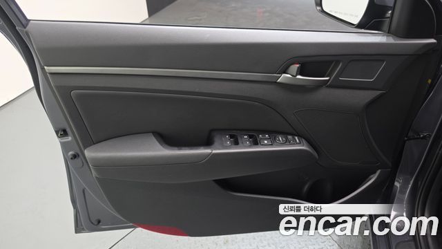 Hyundai Avante (AD) 1.6 GDI Value Plus 2018 — фото 24