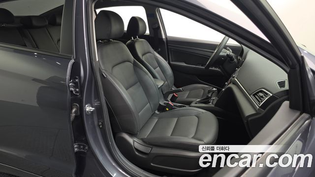 Hyundai Avante (AD) 1.6 GDI Value Plus 2018 — фото 26