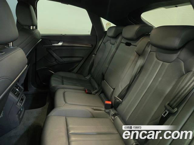 Audi Q5 (FY) 45 TFSI Quattro Sportback Premium 2023 — фото 6