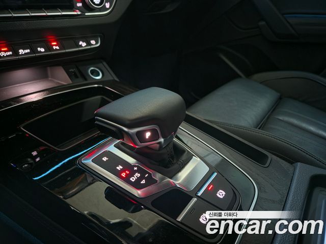 Audi Q5 (FY) 45 TFSI Quattro Sportback Premium 2023 — фото 9