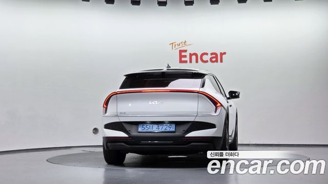 Kia EV6 Long Range 2WD Air 2025 — фото 4