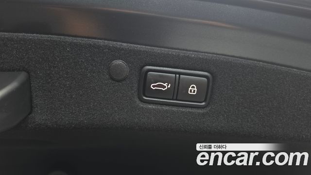 Hyundai Grandeur (IG) 2.5 Premium Choice 2021 — фото 17