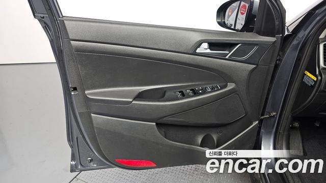 Hyundai Tucson Diesel 2.0 4WD Modern 2018 — фото 24
