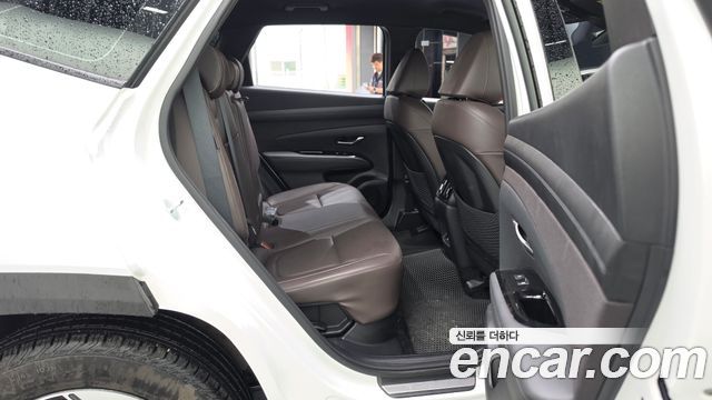 Hyundai Tucson Hybrid (NX4) HEV 1.6 4WD Inspiration 2026 — фото 12