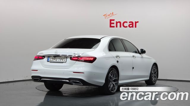 Mercedes-Benz E-Class (W213) E220d 4MATIC AMG Line 2021 — фото 2