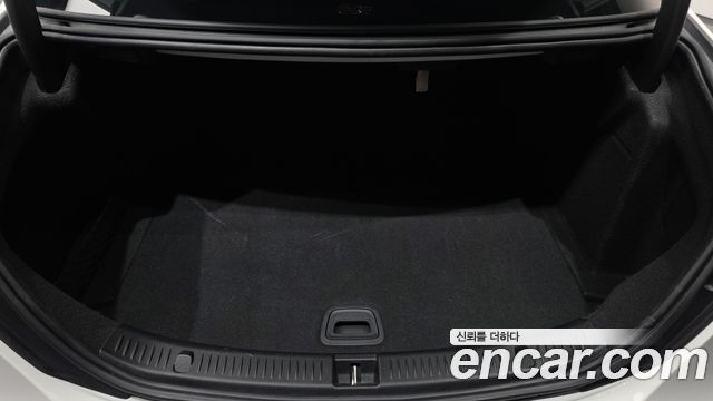 Mercedes-Benz E-Class (W213) E220d 4MATIC AMG Line 2021 — фото 20