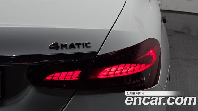 Mercedes-Benz E-Class (W213) E220d 4MATIC AMG Line 2021 — фото 23