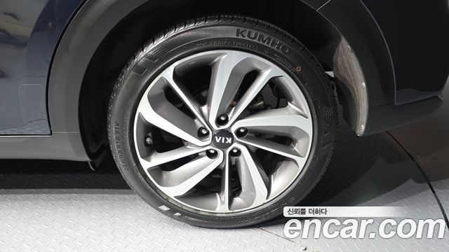 Kia Niro Noblesse 2017 — фото 5
