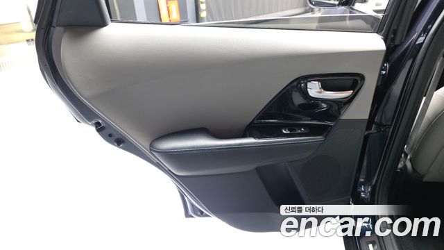 Kia Niro Noblesse 2017 — фото 25