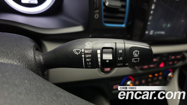 Kia Niro Noblesse 2017 — фото 28