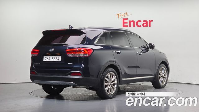 Kia Sorento Diesel 2.0 2WD Noblesse 2017 — фото 2