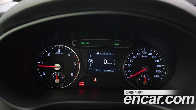 Kia Sorento Diesel 2.0 2WD Noblesse 2017 — фото 8