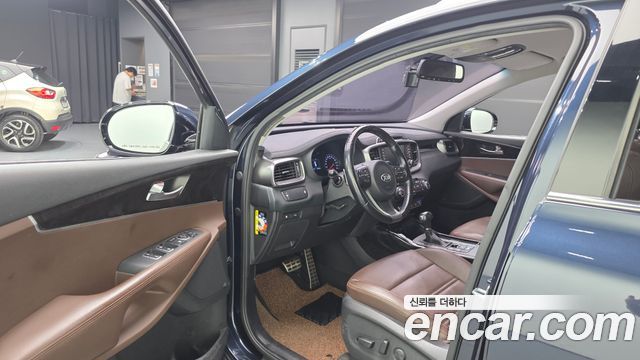 Kia Sorento Diesel 2.0 2WD Noblesse 2017 — фото 10