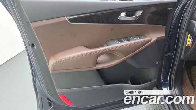 Kia Sorento Diesel 2.0 2WD Noblesse 2017 — фото 24