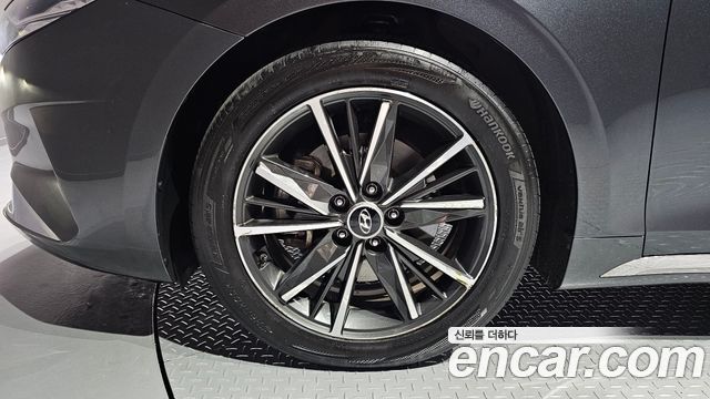 Hyundai Grandeur (IG) 2.5 Le Blanc 2023 — фото 5
