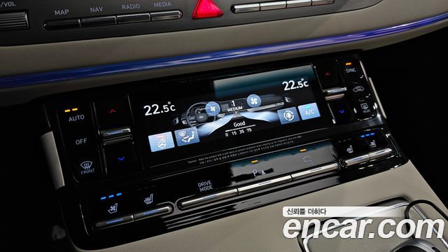 Hyundai Grandeur (IG) 2.5 Le Blanc 2023 — фото 15